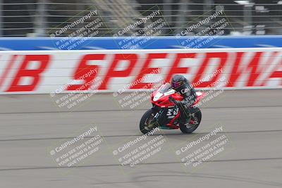 media/Oct-16-2022-Fastrack Riders (Sun) [[609ae93014]]/Level 4/Session 1 Start Finish/